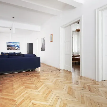 Central Apartman *